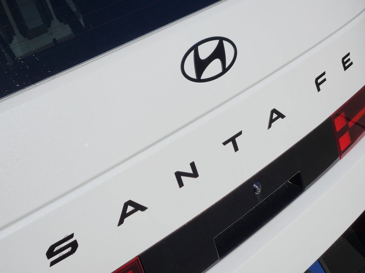 New 2026 W6H White Hyundai Calligraphy FWD image 8