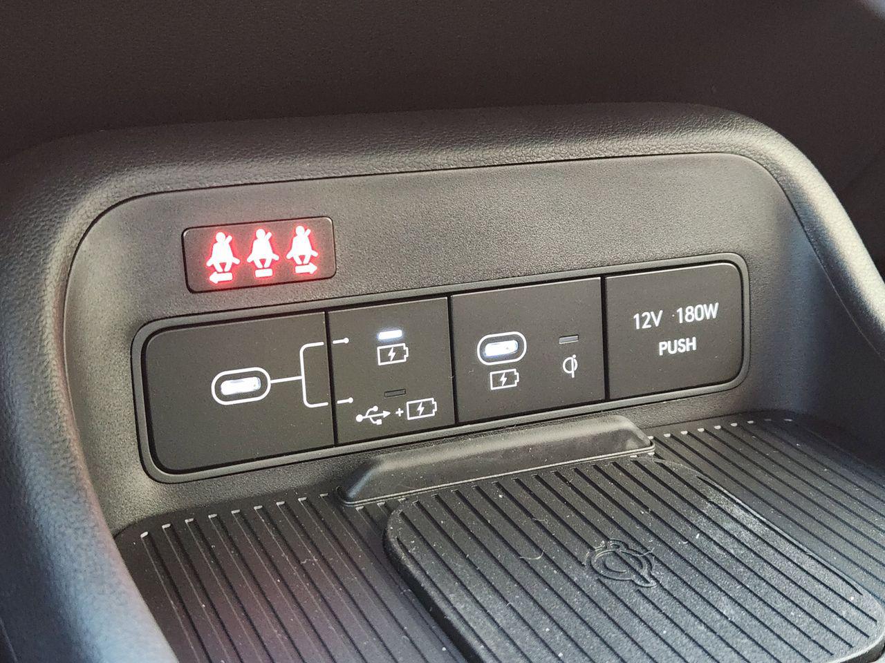 New 2026 SAW White Hyundai SEL Sport FWD image 17