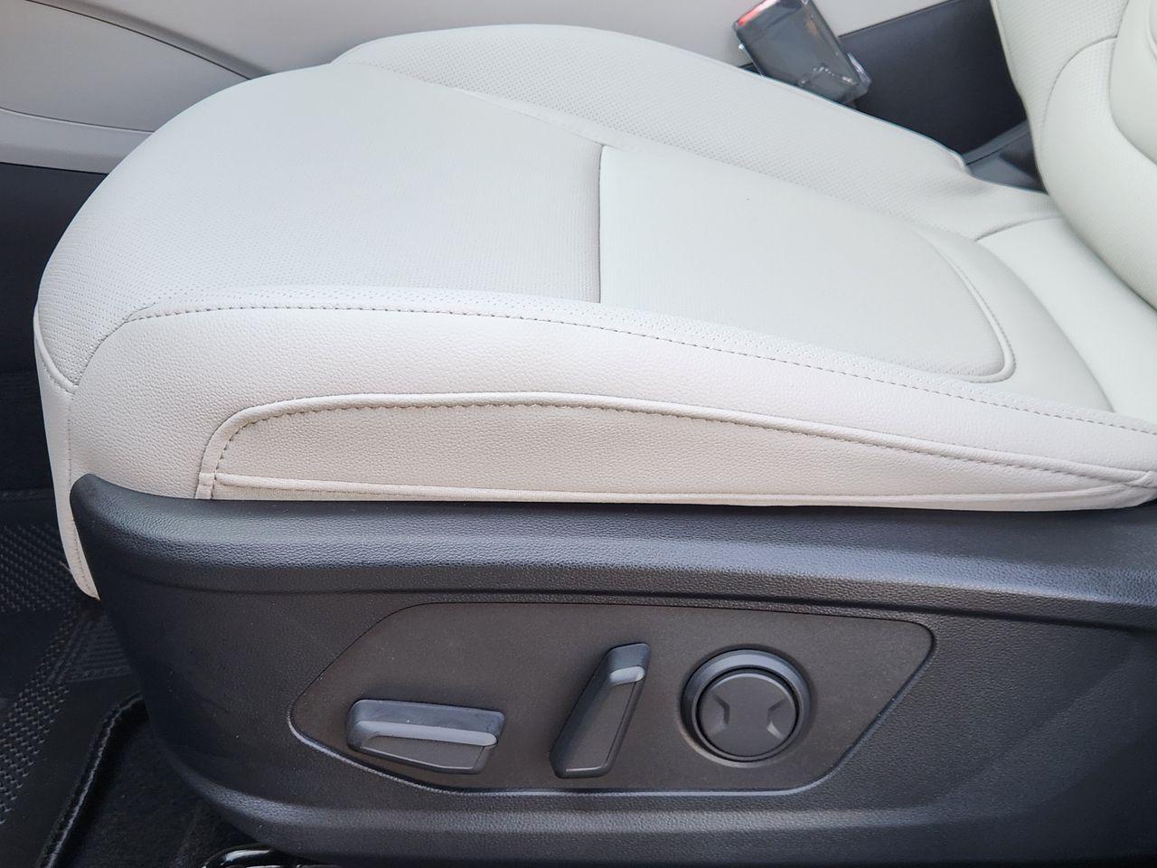 New 2026 Hampton Gray Hyundai SEL Plus FWD image 24