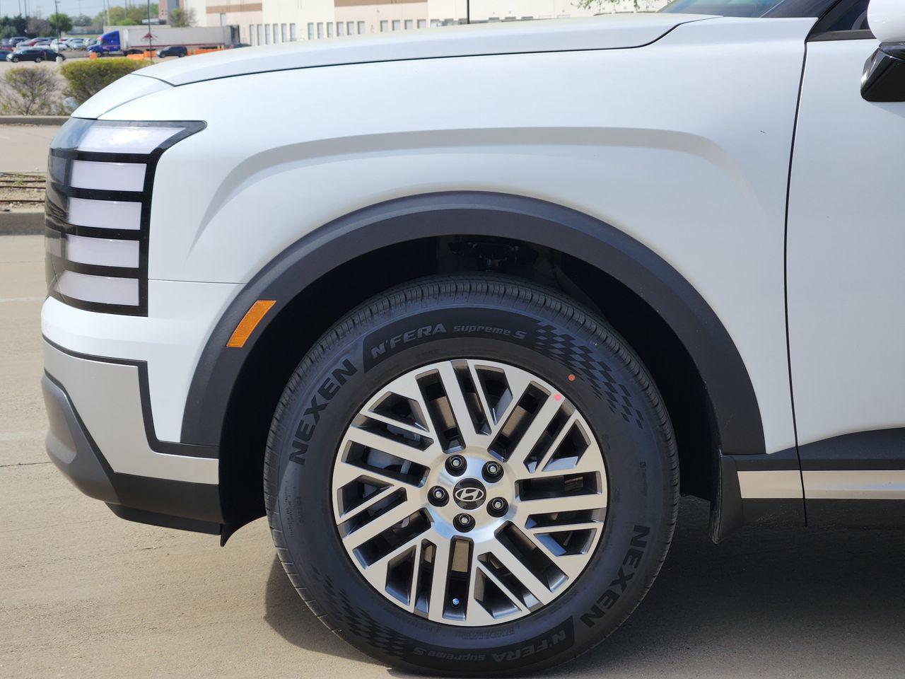 New 2026 WC9 White Hyundai SEL FWD image 5