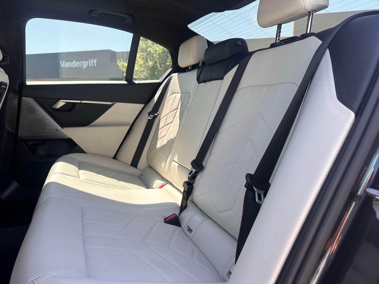 Used 2024 Dark Graphite BMW 530i image 18