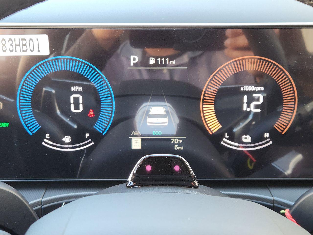 New 2026 W6H White Hyundai SEL image 13