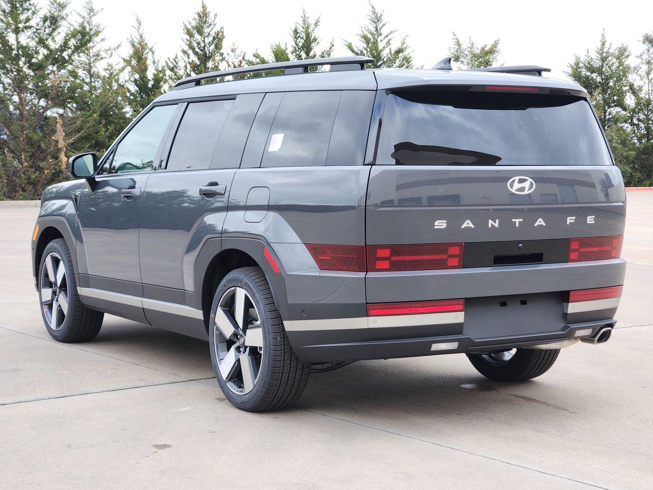 New 2026 PE2 Gray Hyundai Limited FWD image 3