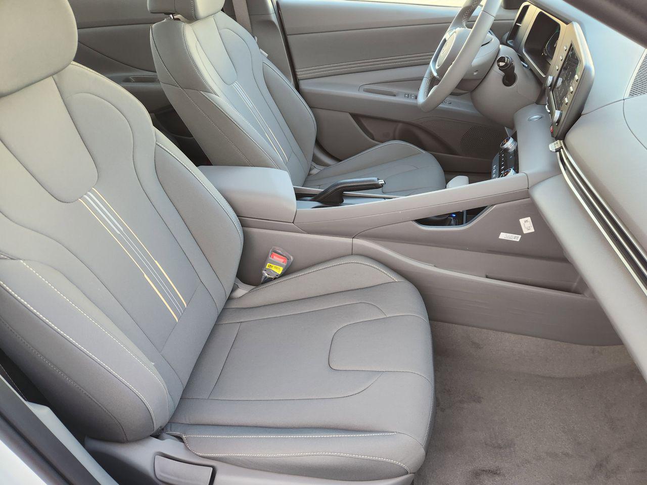 New 2026 Serenity White Hyundai SEL Sport image 10