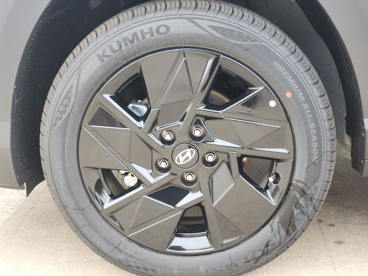 New 2026 PE2 Gray Hyundai SEL Sport FWD image 7