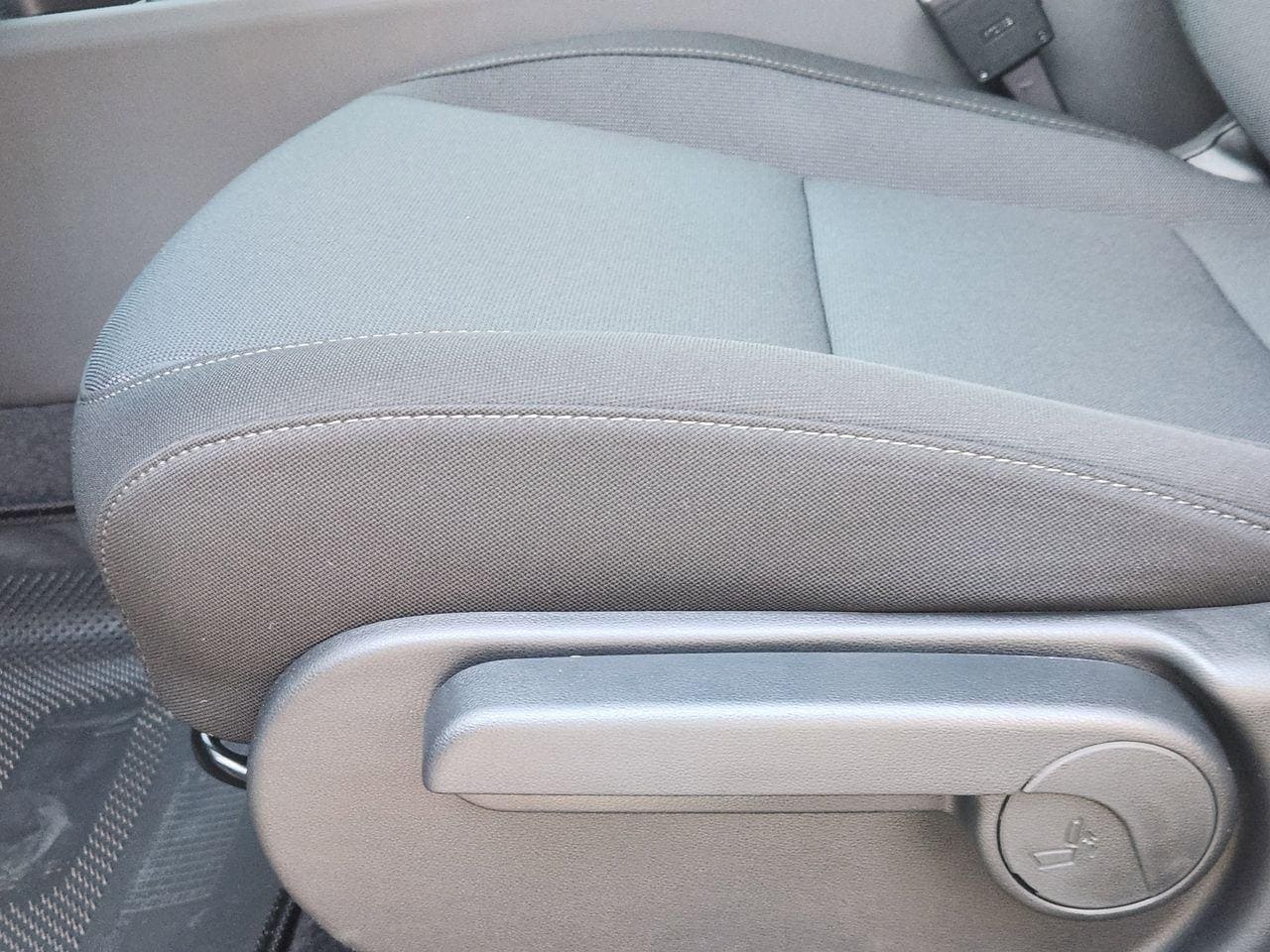 New 2026 SAW White Hyundai SEL Sport FWD image 22