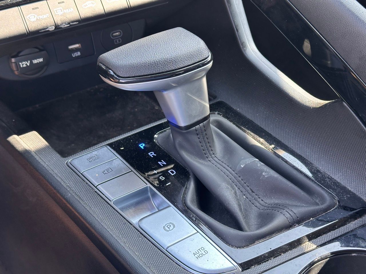 Used 2025 Fluid Metal Hyundai Blue image 38