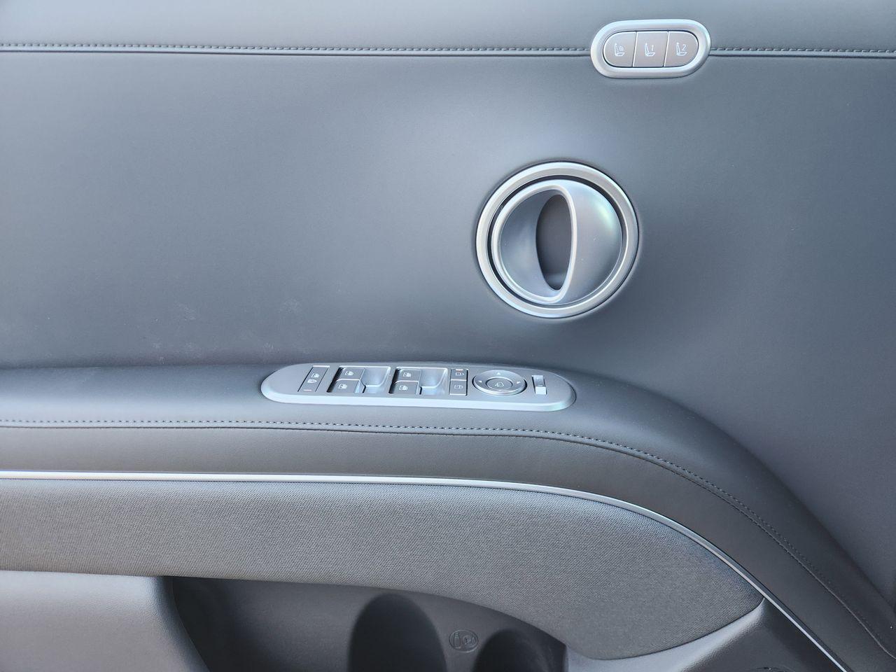 New 2026 T2X Silver Hyundai Calligraphy FWD image 21