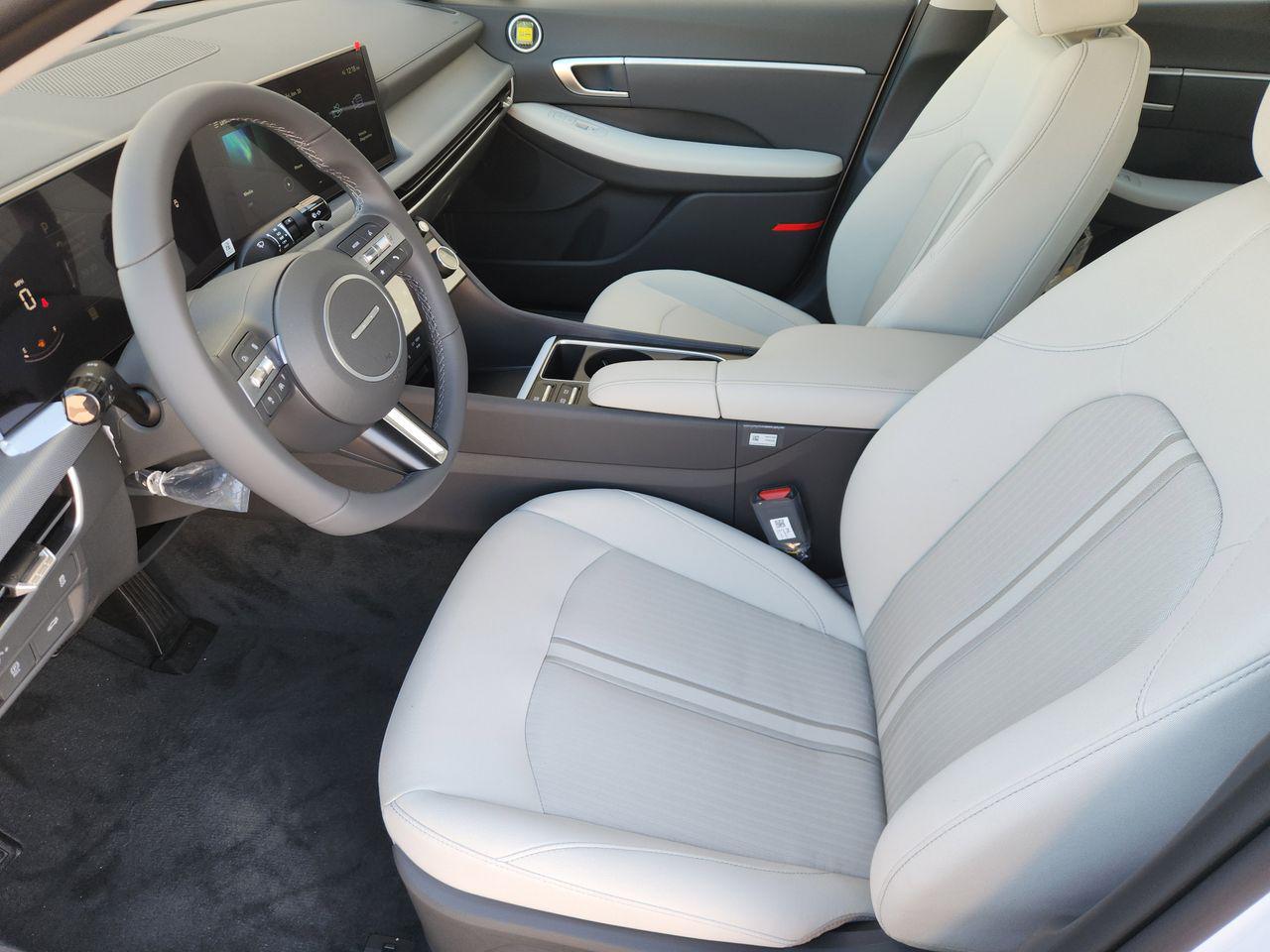New 2026 Serenity White Hyundai SEL Sport image 9