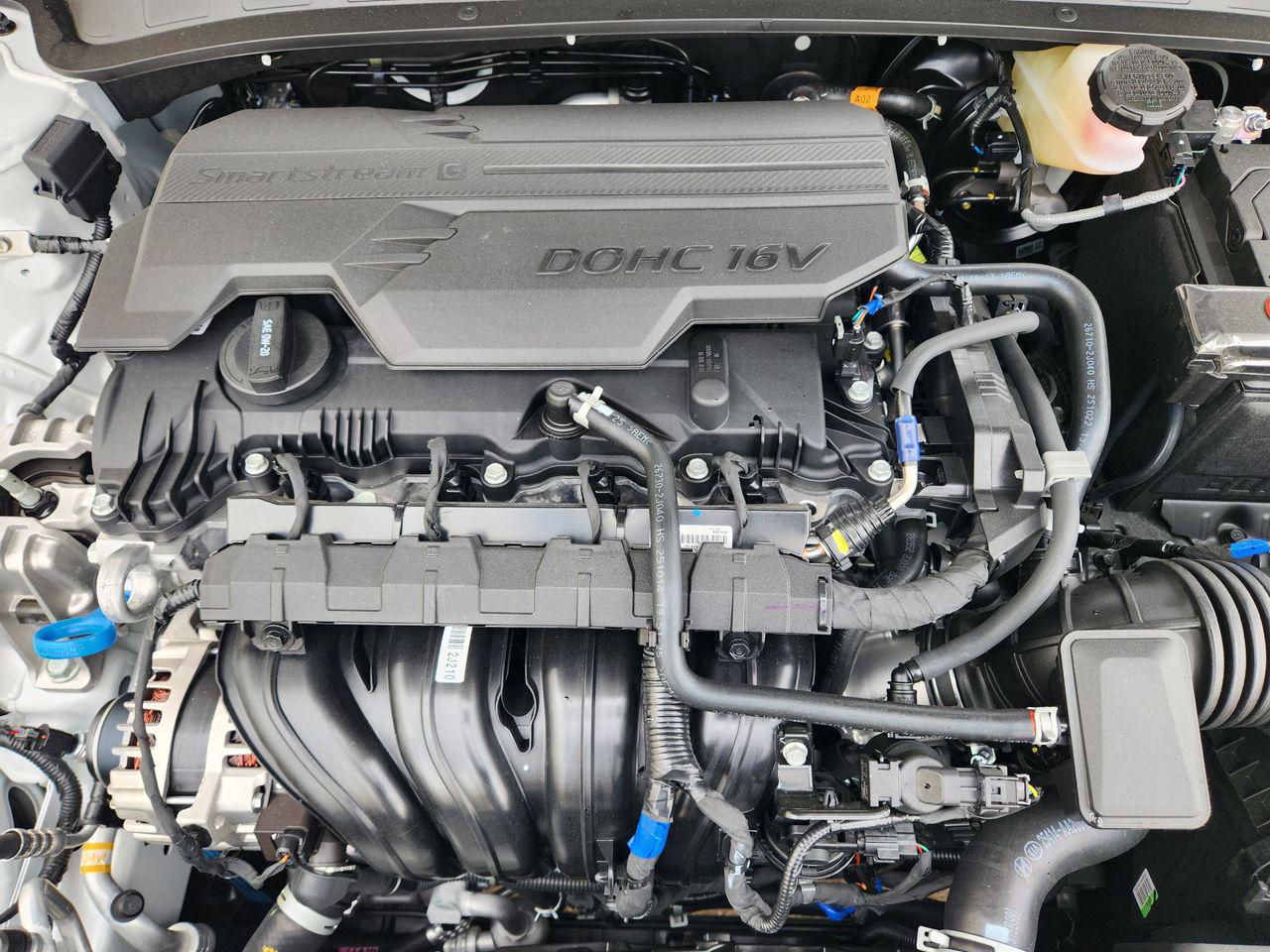 New 2026 W6H White Hyundai SEL Sport image 29