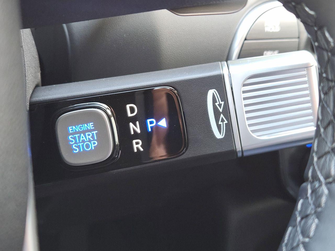 New 2026 WC9 White Hyundai SEL FWD image 17