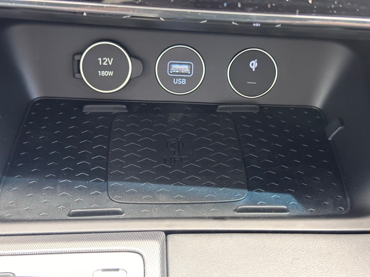 Used 2026 Savile Silver Genesis 3.3T Sport Prestige image 32