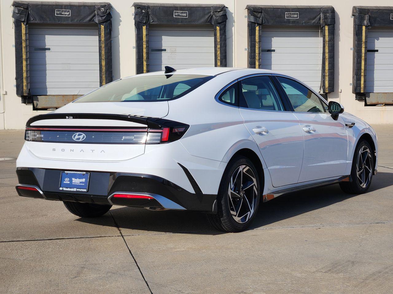 New 2026 Serenity White Hyundai SEL Sport image 5