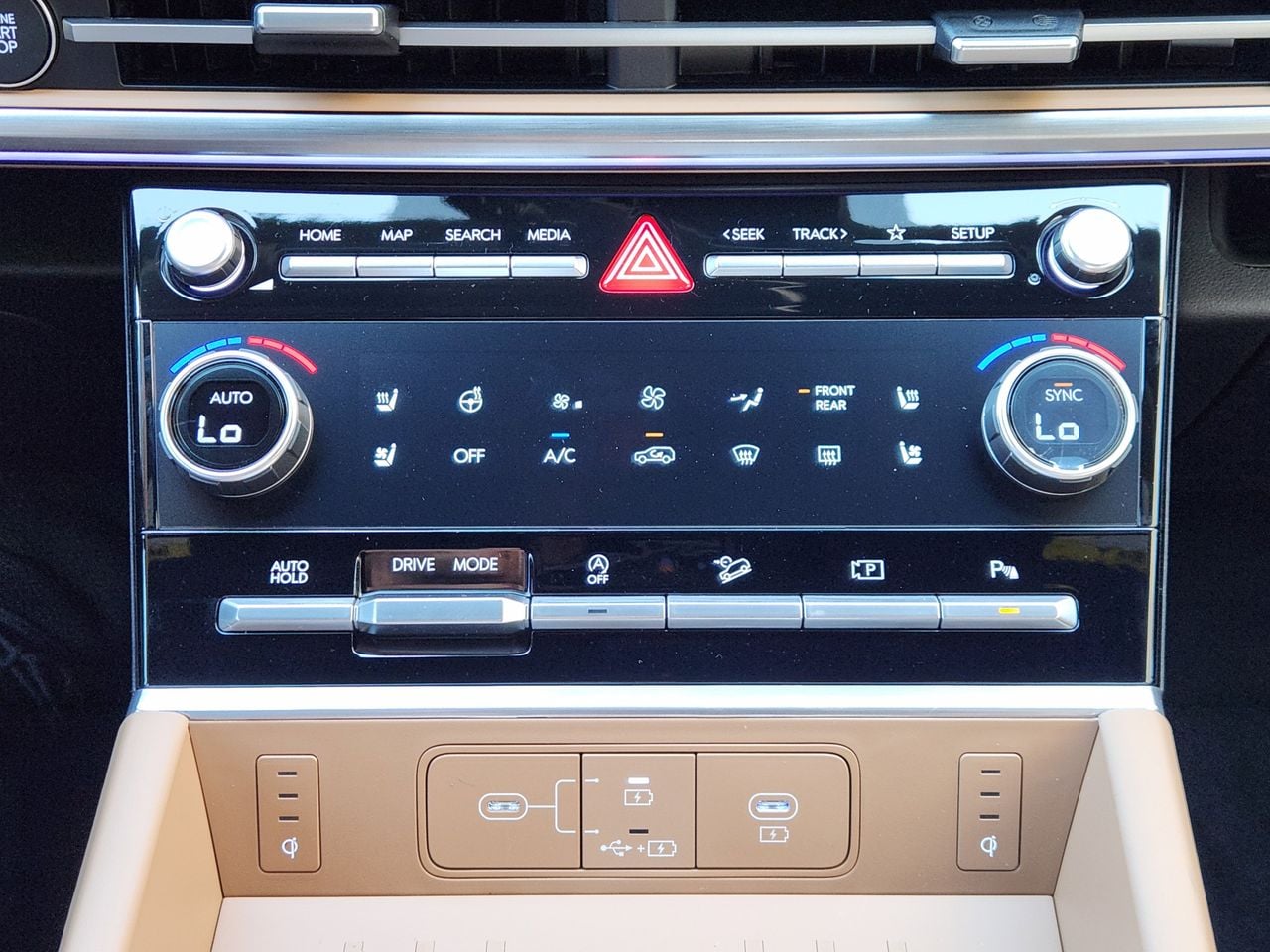 New 2026 PE2 Gray Hyundai Limited FWD image 15