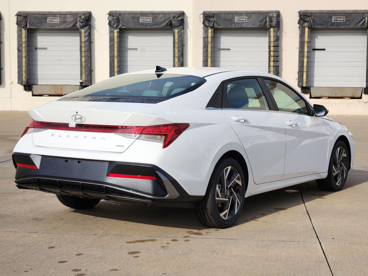 New 2026 Serenity White Hyundai Limited image 4