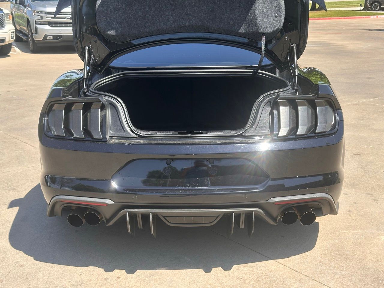 Used 2019 Shadow Black Ford GT image 16