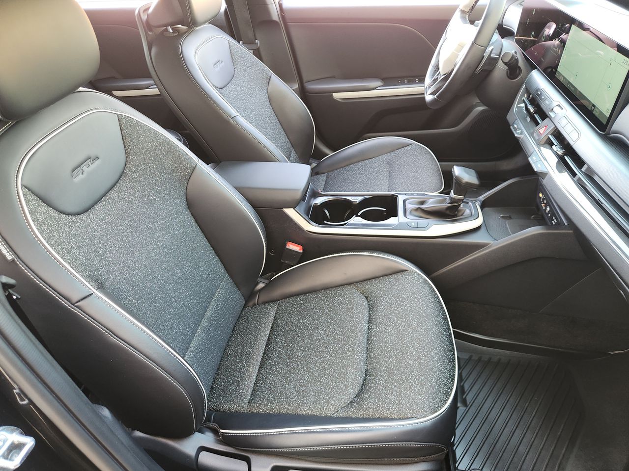 Used 2025 Interstellar Gray Kia GT-Line image 11