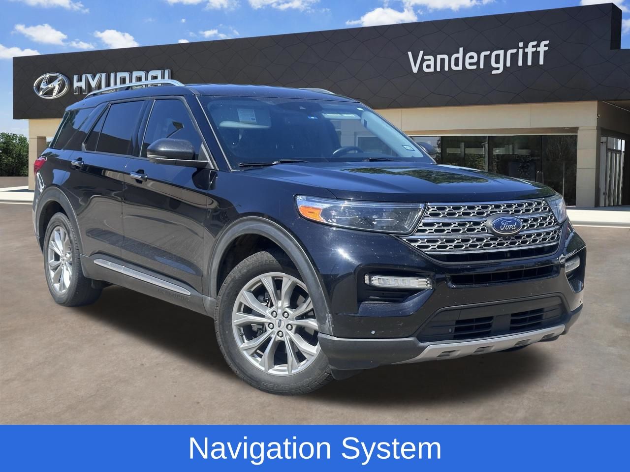 2022 Ford Explorer Limited RWD's photo