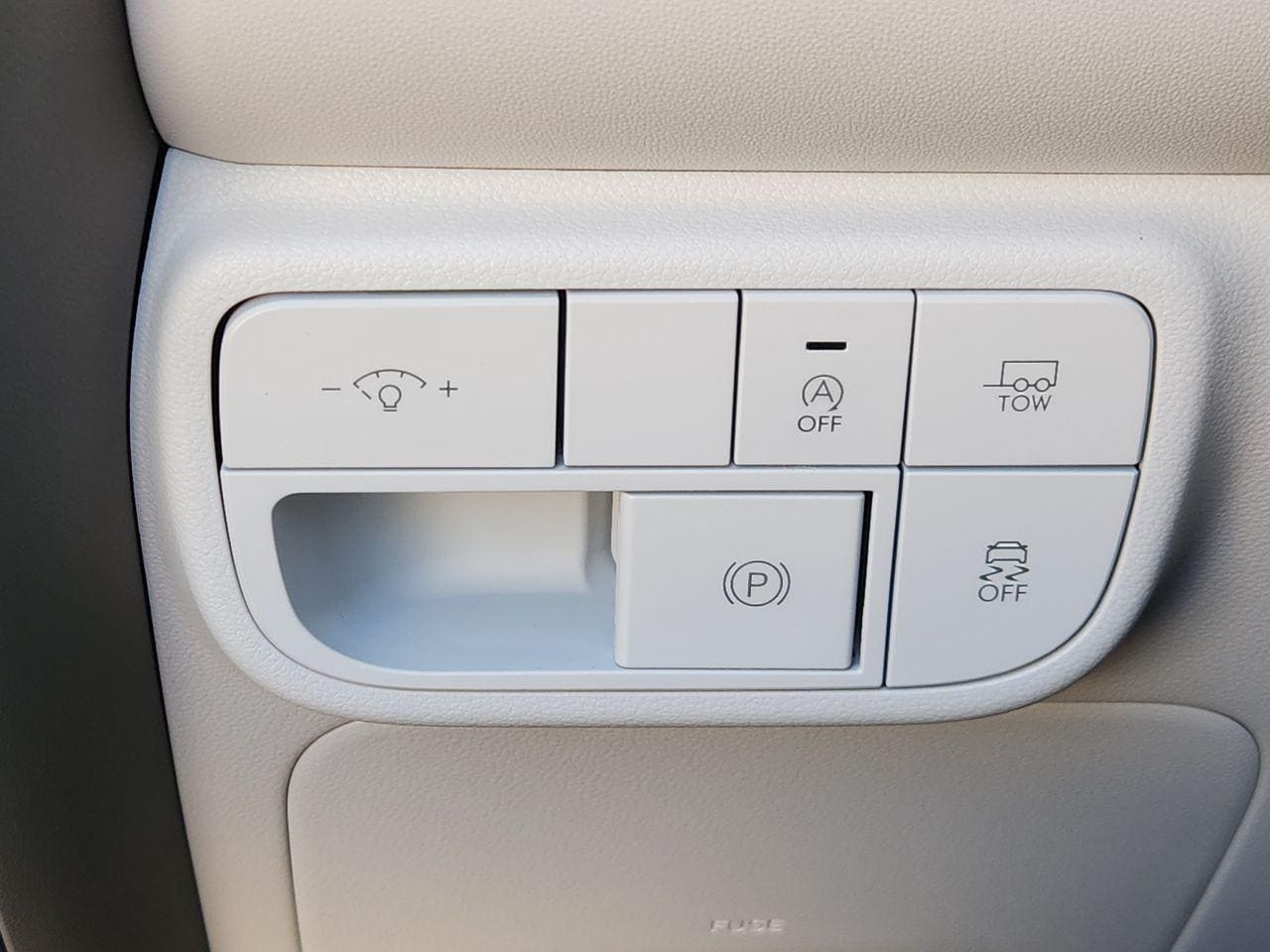 New 2027 Creamy White Pearl Hyundai SE FWD image 20