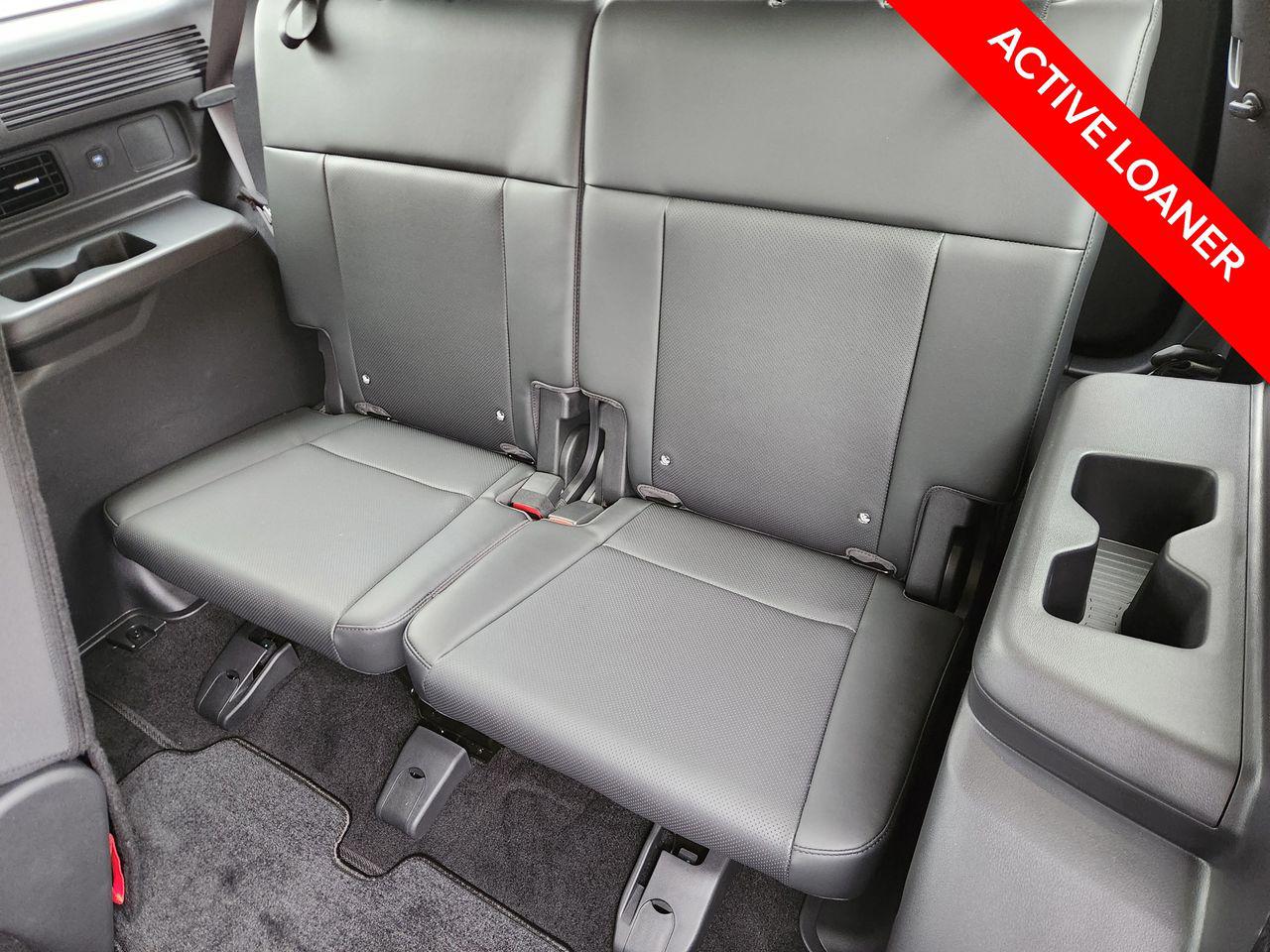 New 2026 Phantom Black Hyundai SEL FWD image 29