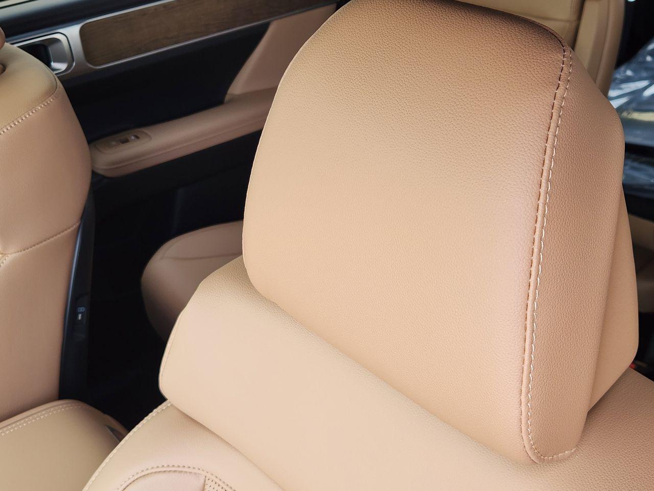 New 2026 W6H White Hyundai Limited image 11