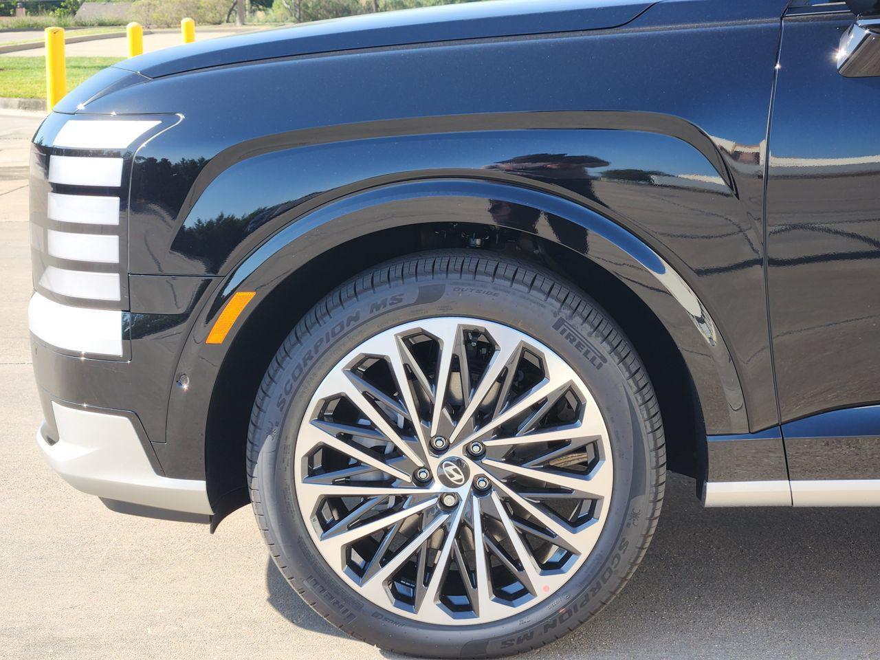 New 2027 Abyss Black Pearl Hyundai Calligraphy image 5