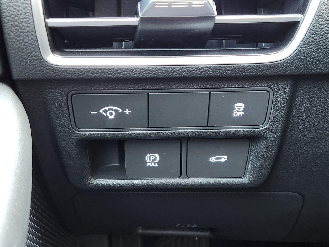 New 2026 Aero Silver Hyundai SEL Sport image 21