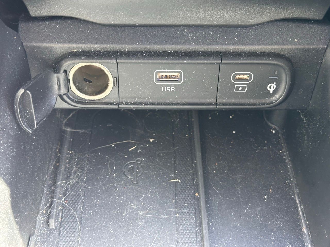 Used 2024 Ebony Black Kia EX image 34