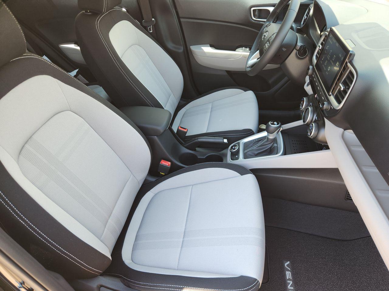 New 2026 Onyx Black Hyundai SEL image 9