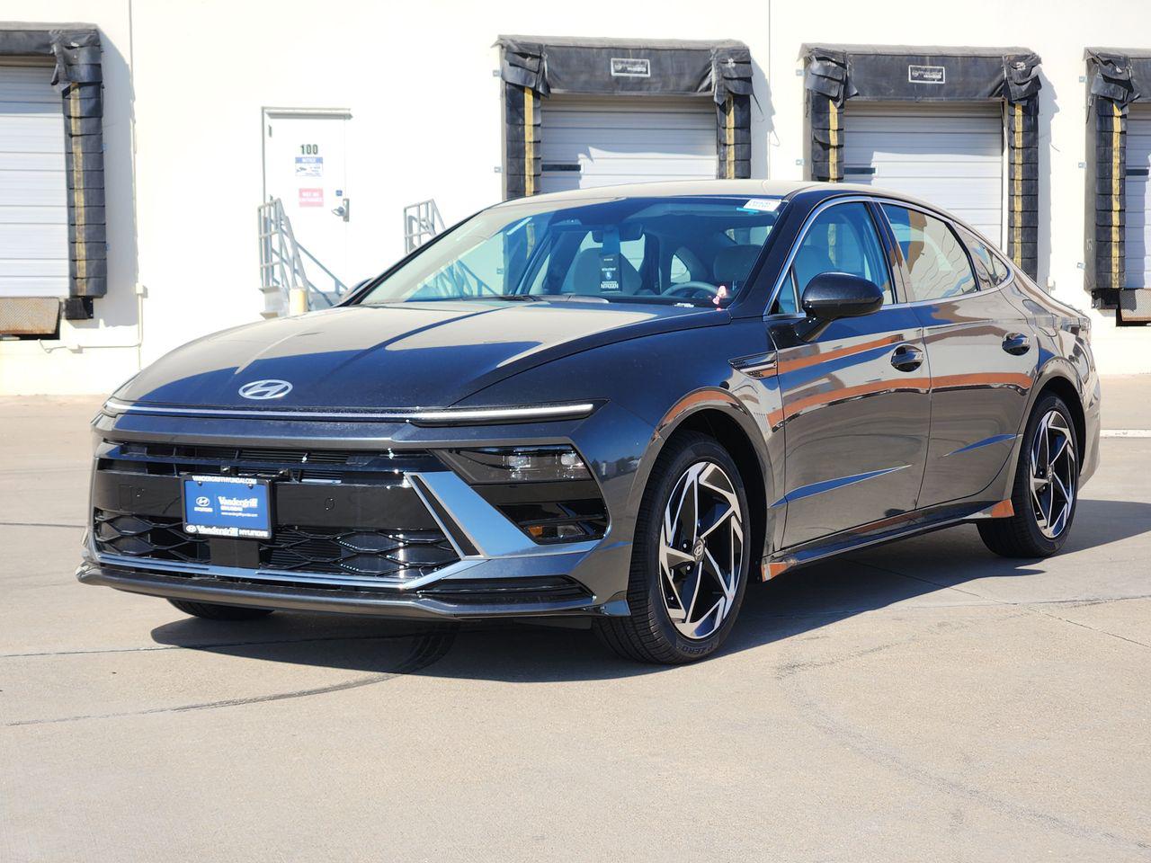 New 2026 T2G Gray Hyundai SEL Sport image 2