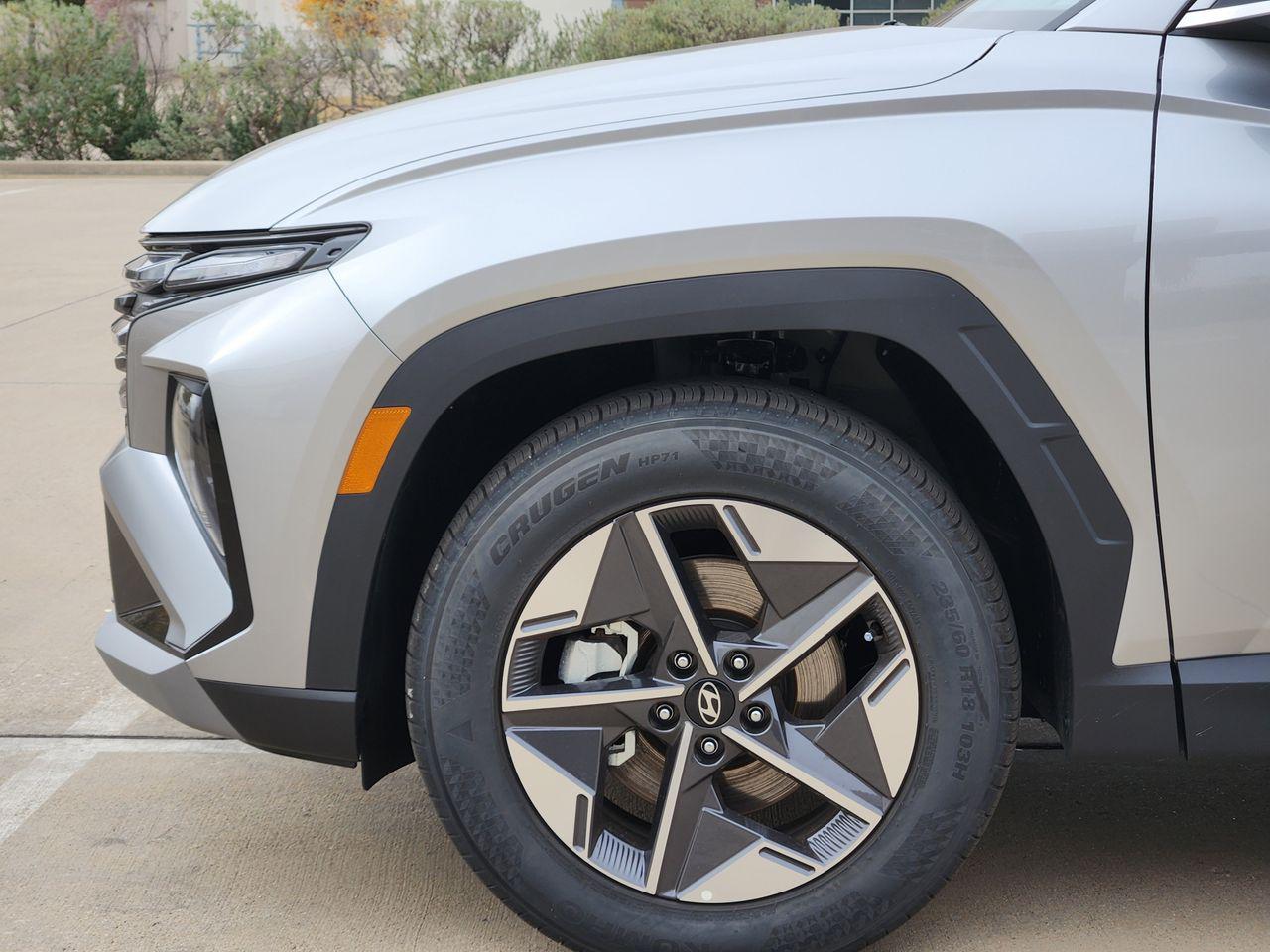 New 2026 R2T Silver Hyundai SEL Premium FWD image 5