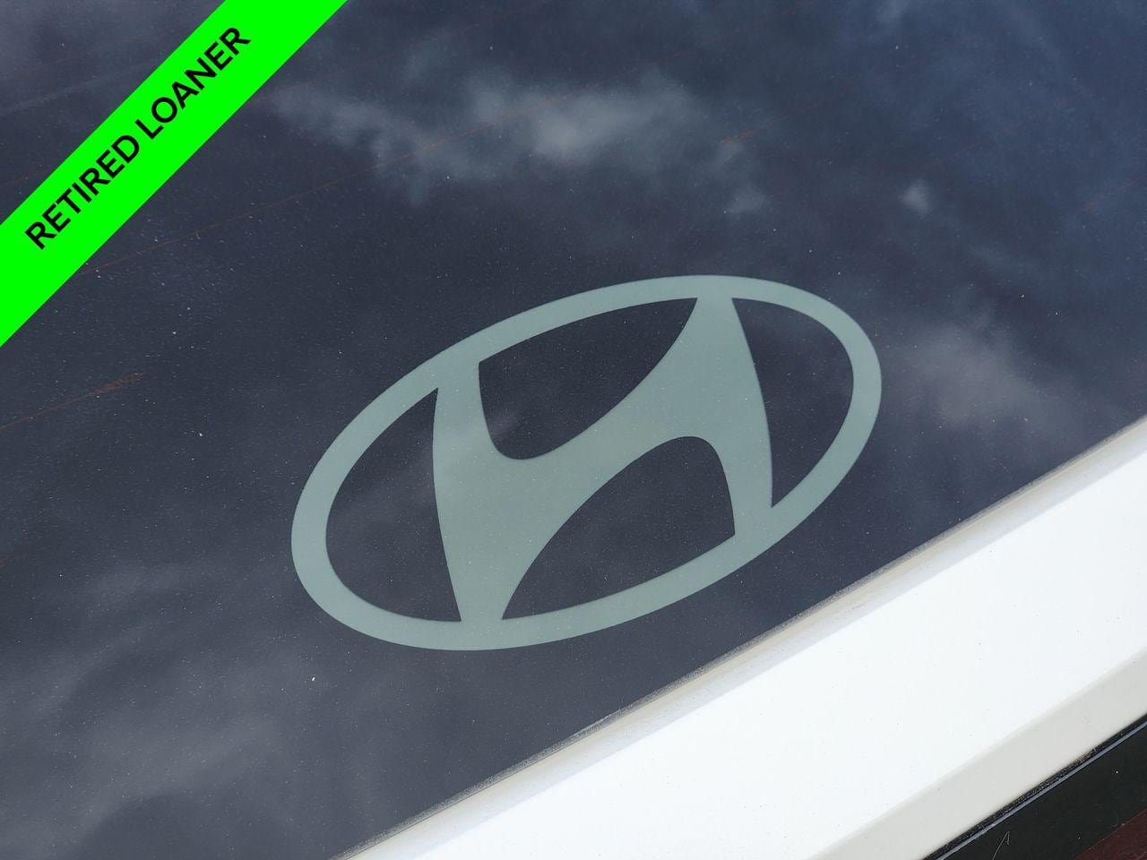 New 2026 W6H White Hyundai SEL FWD image 9