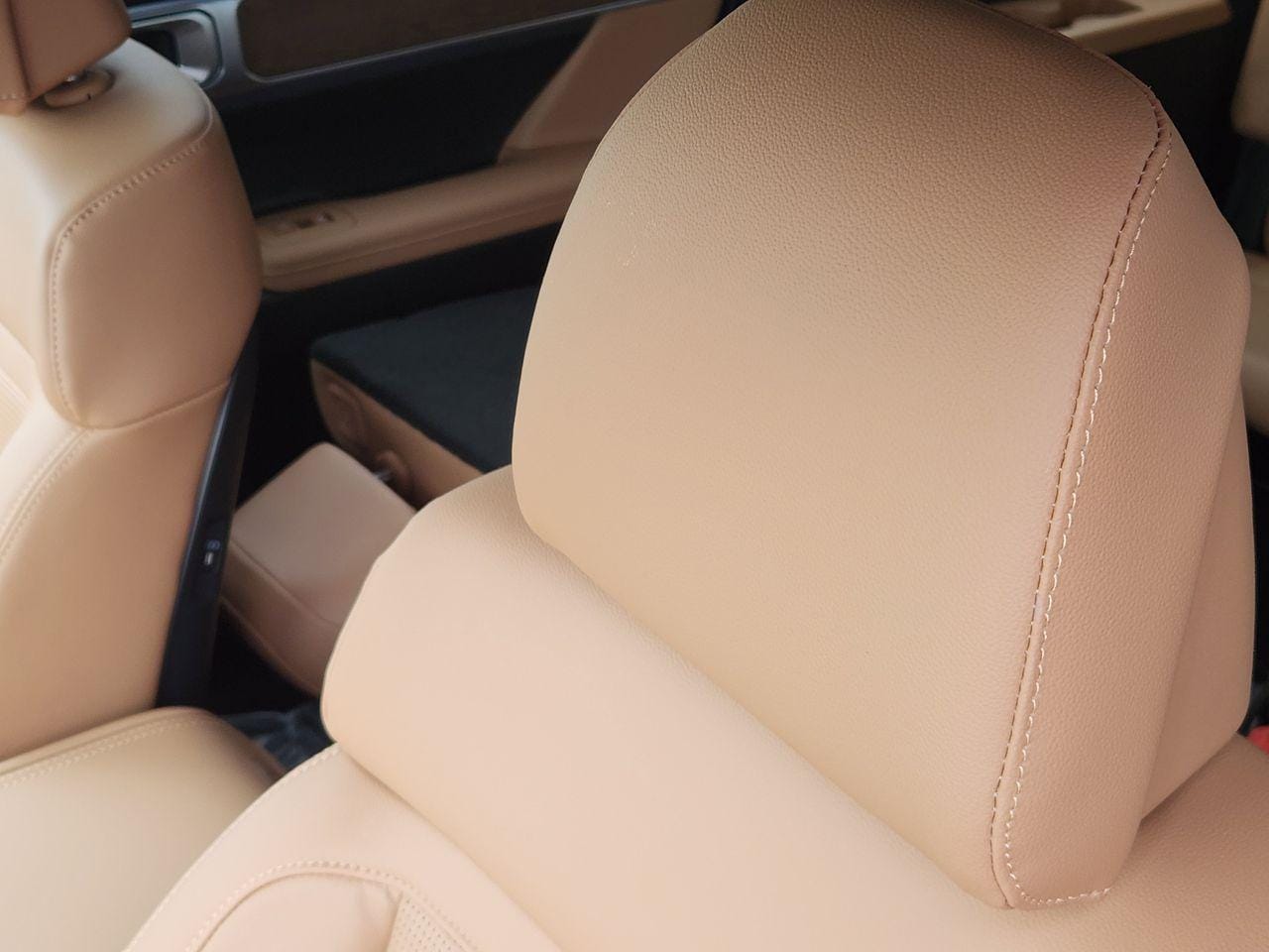 New 2026 PE2 Gray Hyundai Limited FWD image 11