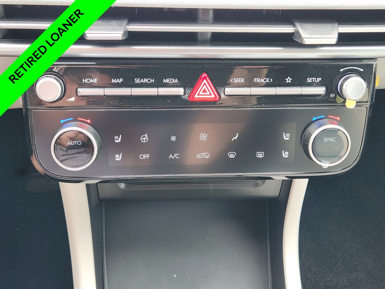 New 2026 W6H White Hyundai Limited FWD image 17