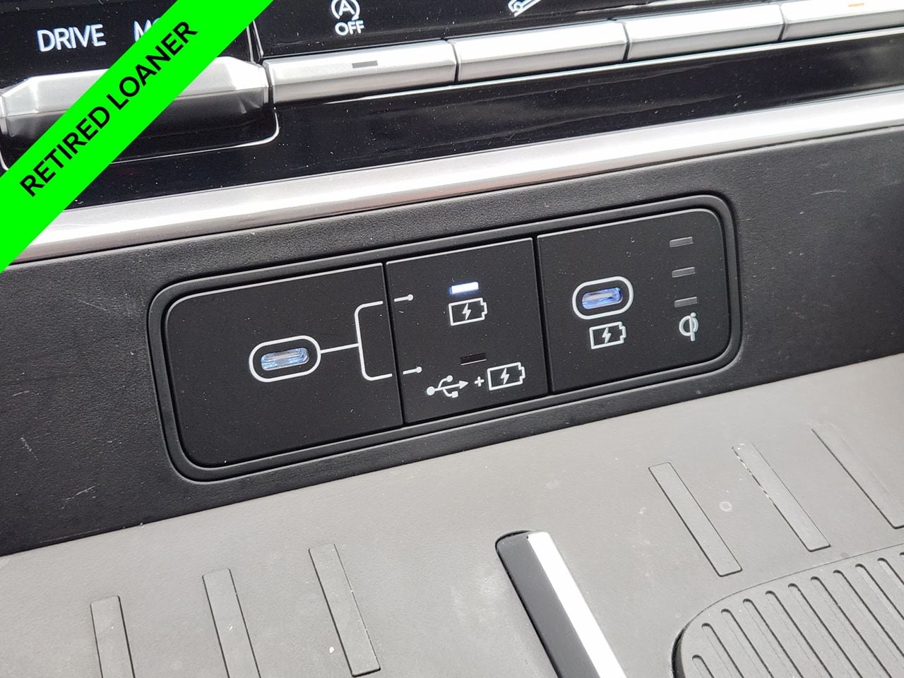 2025 Hyundai Santa Fe SEL - Photo 17