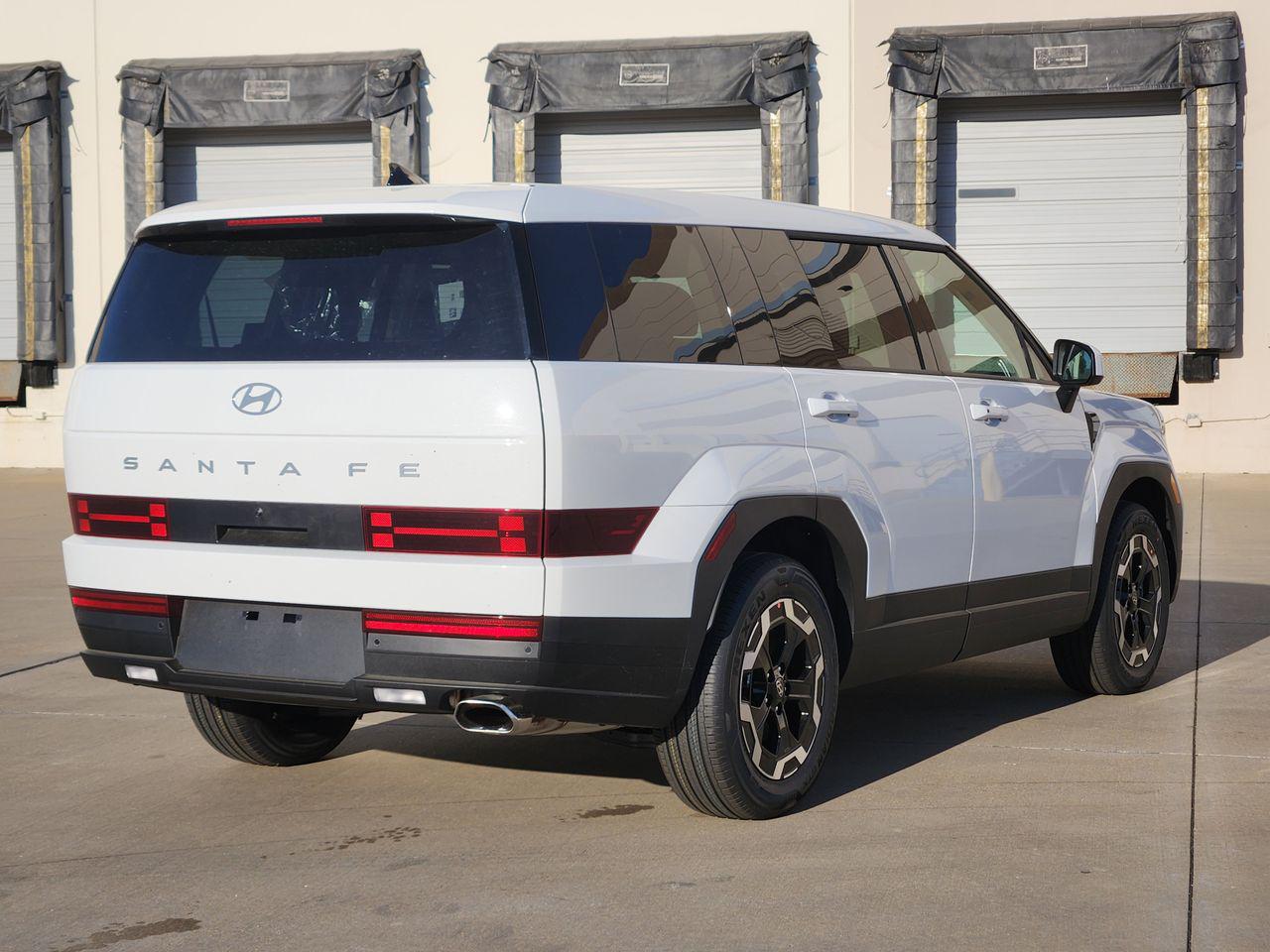 New 2026 W6H White Hyundai SE FWD image 4