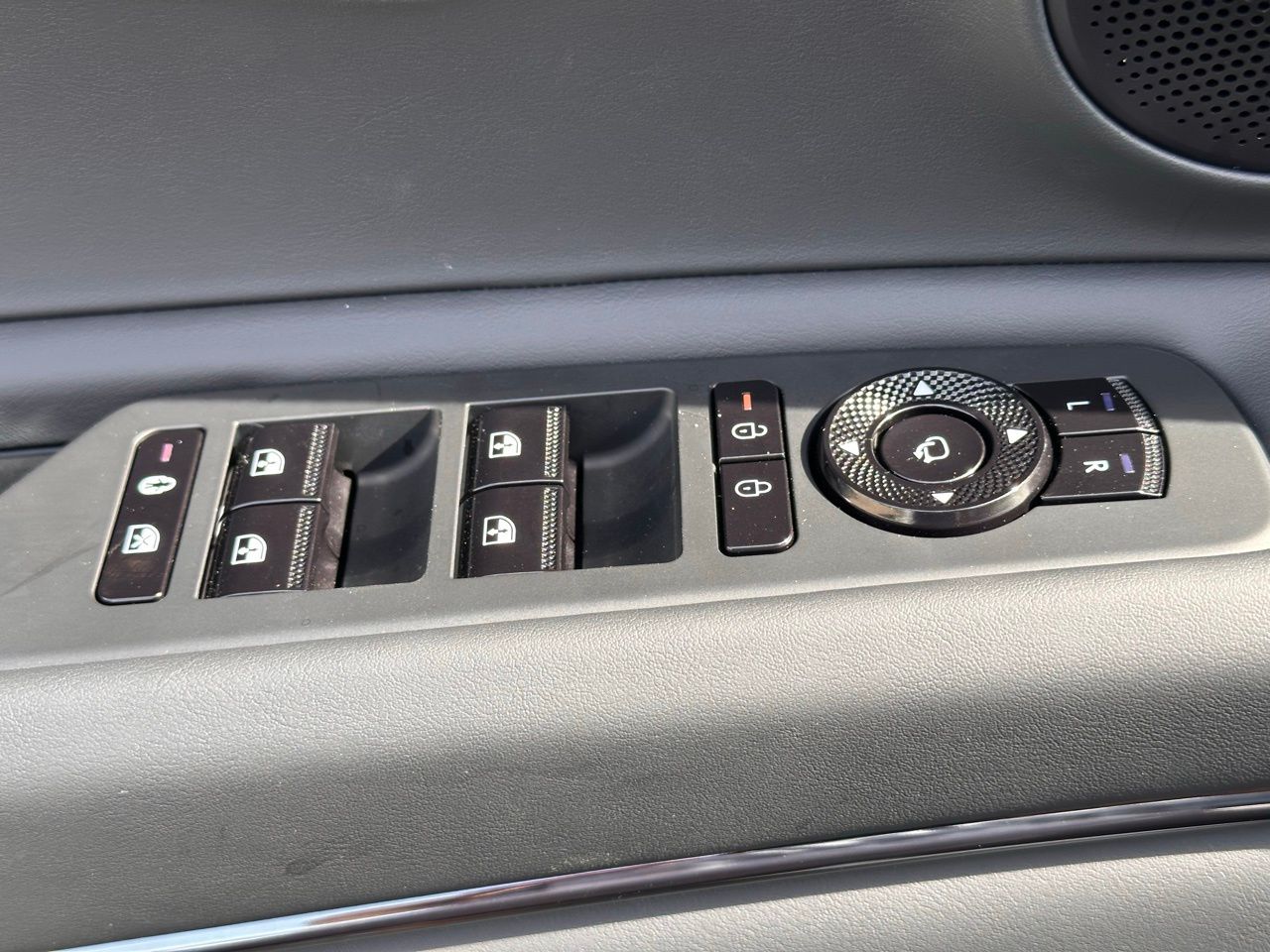 Used 2026 Uyuni White Genesis 3.5T e-SC image 31