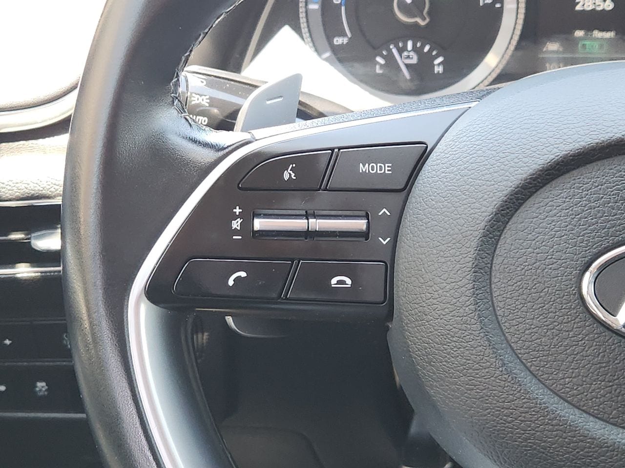 Used 2023 Portofino Gray Hyundai SEL image 27