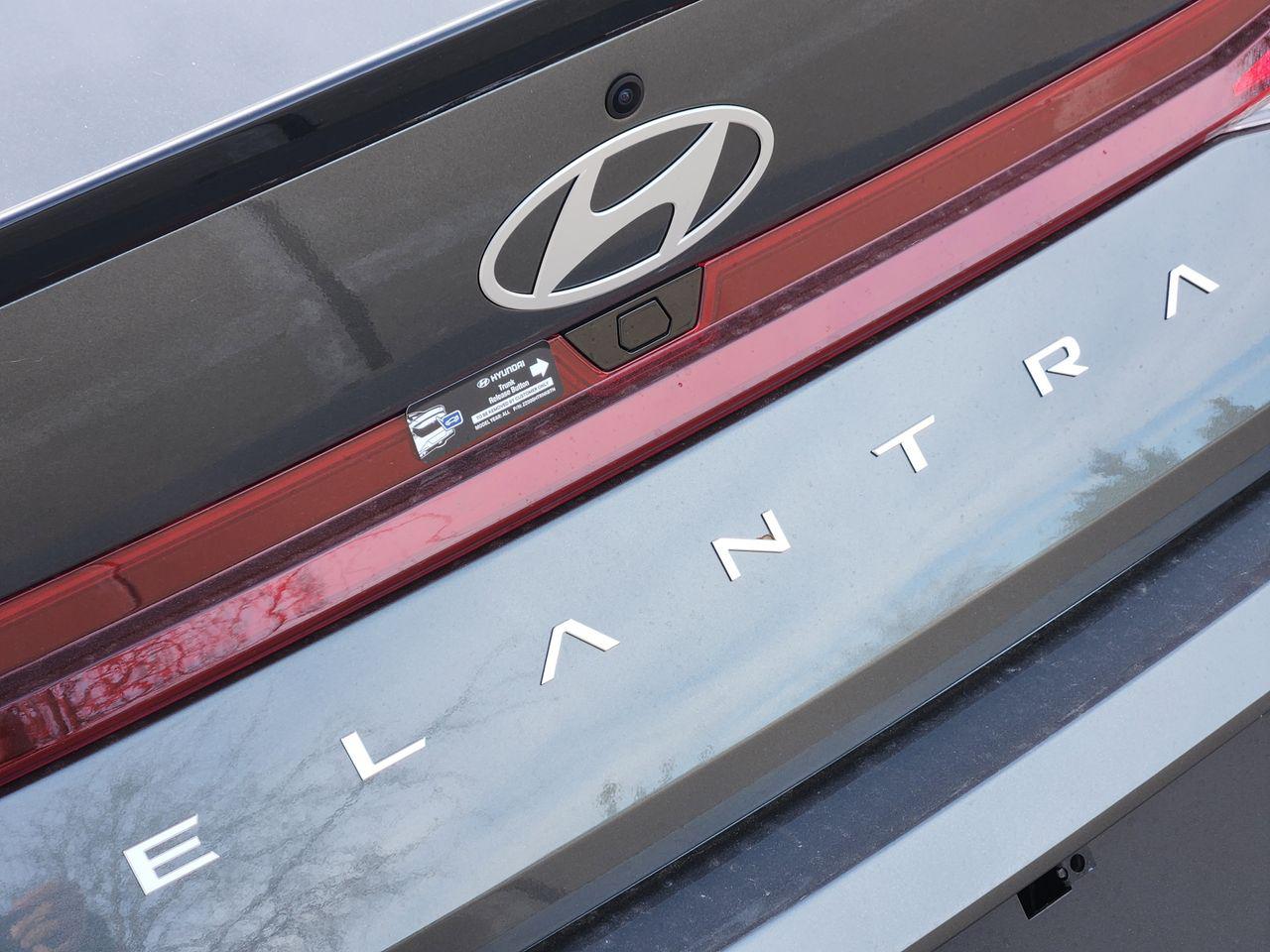 New 2026 A5G Gray Hyundai SEL Sport image 8