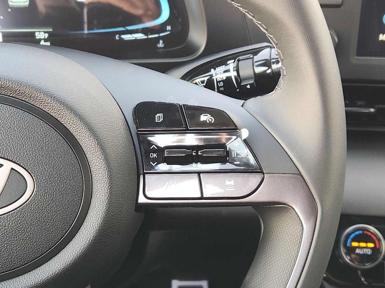 New 2026 W6H White Hyundai SEL Sport Premium image 27