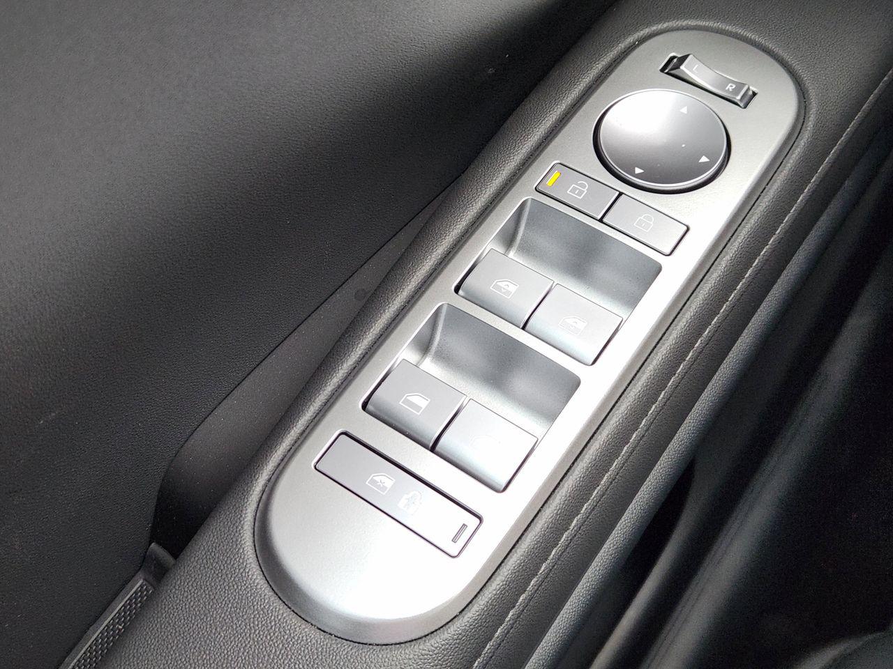 New 2026 CBP Blue Hyundai SEL FWD image 21