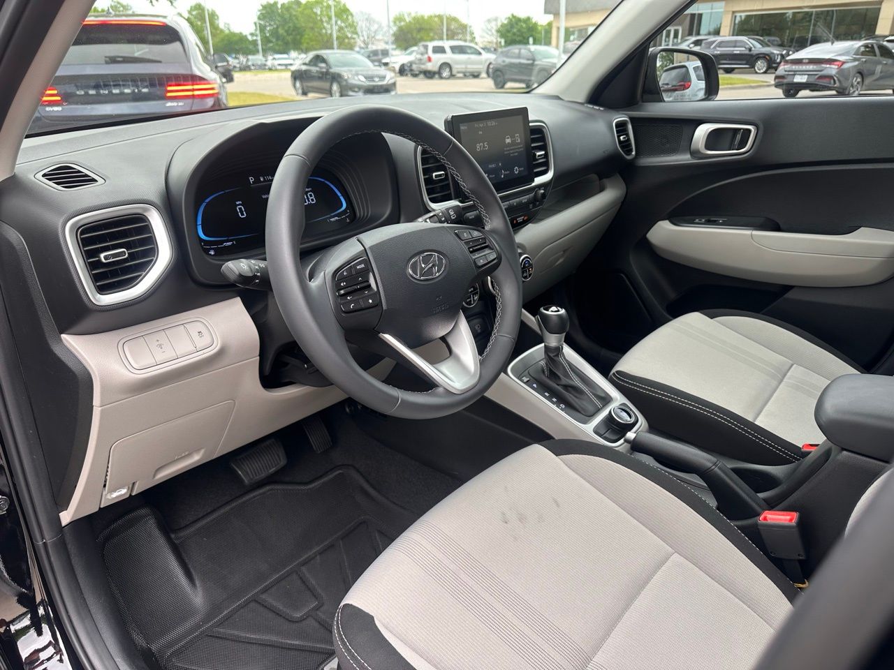 Certified Used 2025 Onyx Black Hyundai SEL image 20