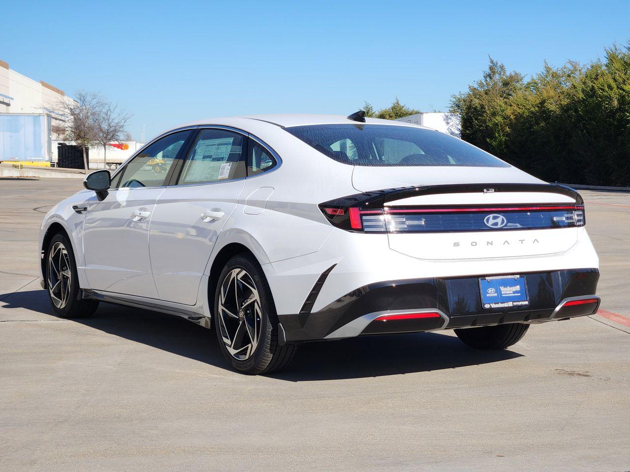 New 2026 Serenity White Hyundai SEL Sport image 3