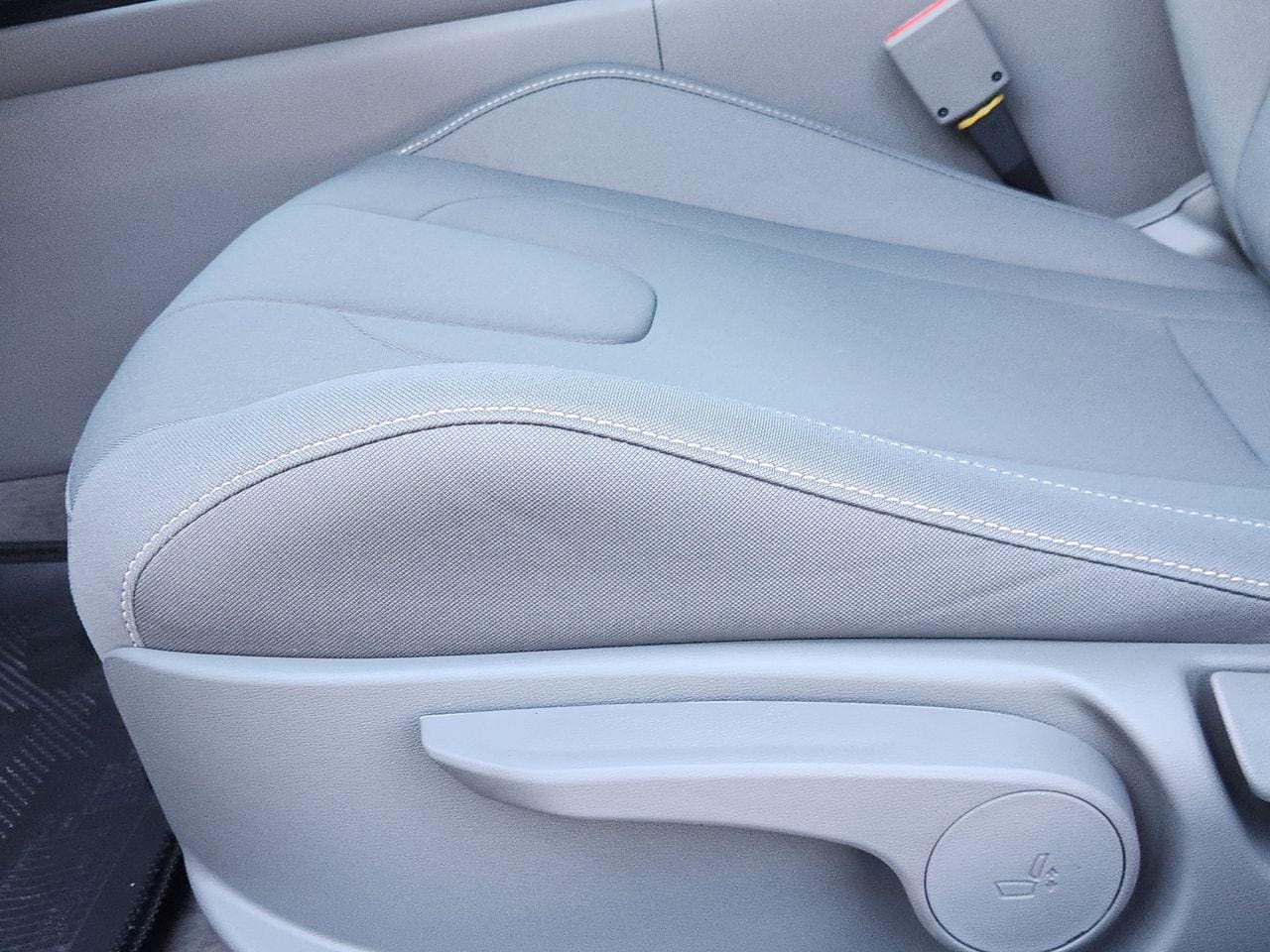 New 2026 YP5 Blue Hyundai SEL Sport Premium image 23