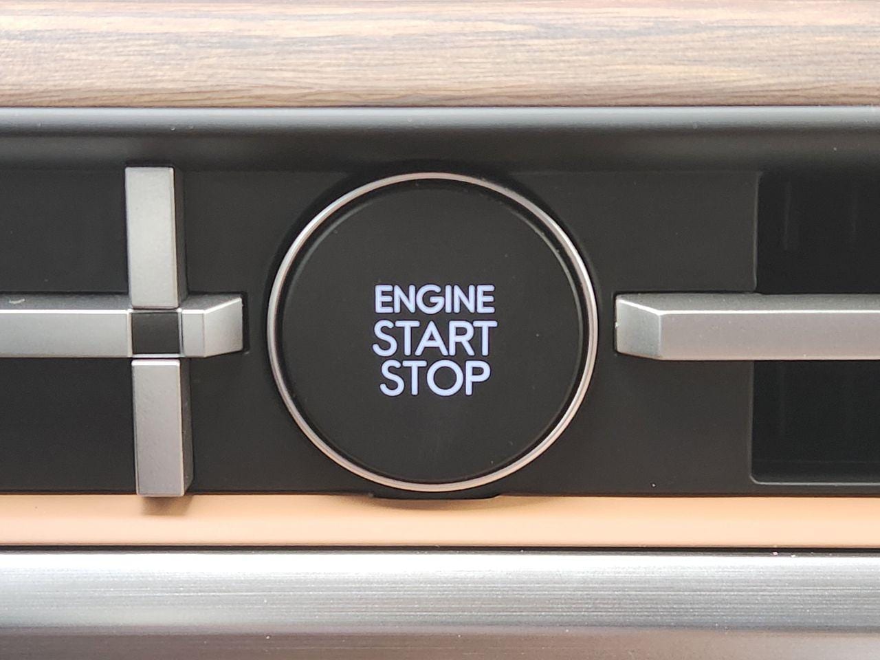 New 2026 Serenity White Hyundai Calligraphy FWD image 18