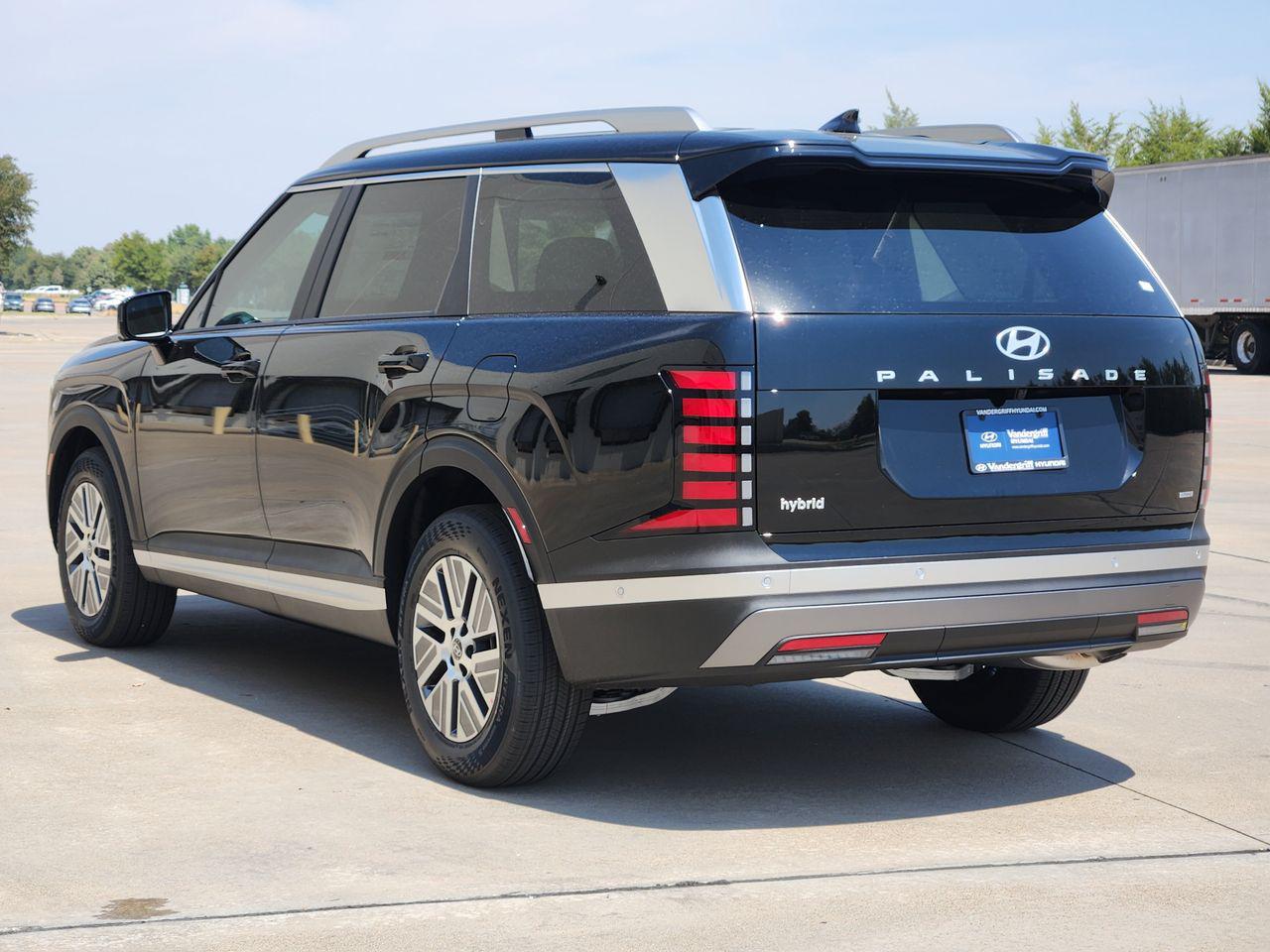 New 2027 Abyss Black Pearl Hyundai SEL Premium 8P image 3