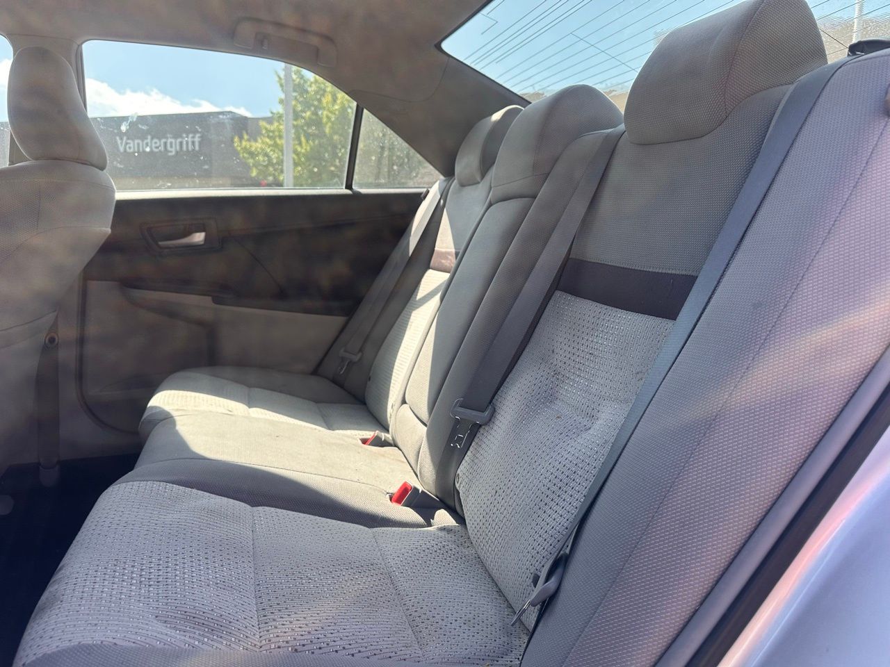 Used 2012 Classic Silver Toyota LE image 17