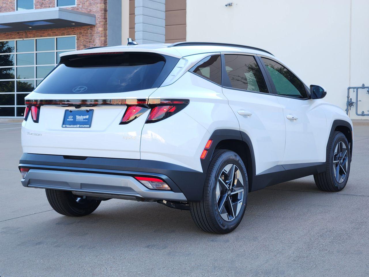 New 2026 Creamy White Pearl Hyundai SEL FWD image 4