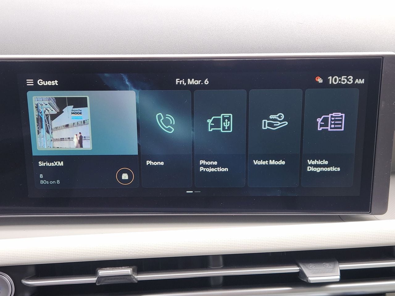 New 2026 S3B Black Hyundai SEL FWD image 13