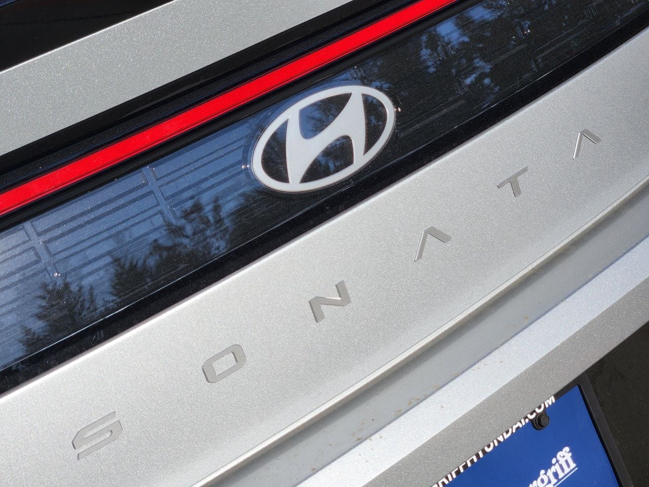 New 2026 T4A Silver Hyundai SEL Sport image 8